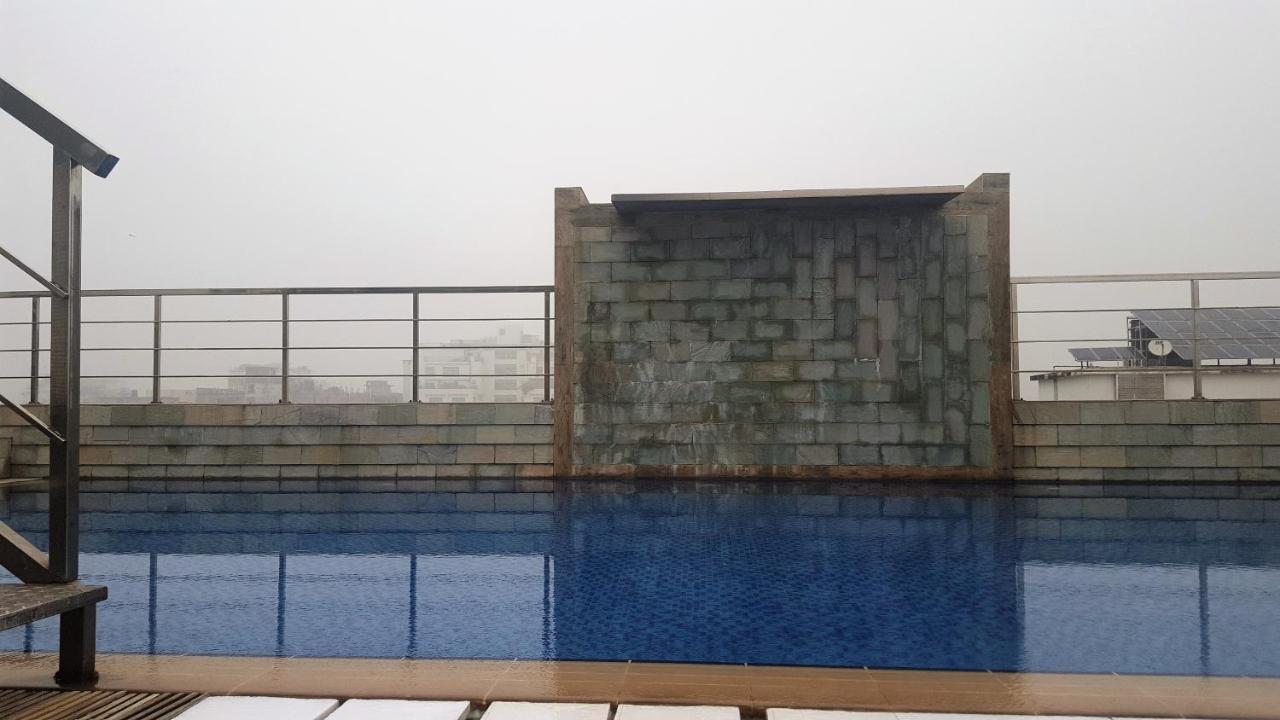 Coventina Lake Suites Dhaka Exteriör bild