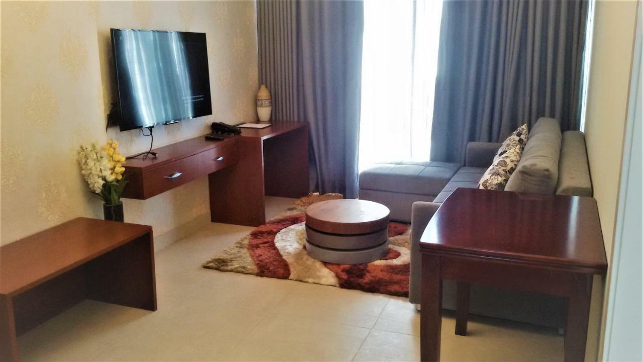 Coventina Lake Suites Dhaka Exteriör bild
